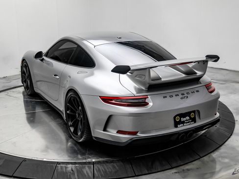 Used 2018 Porsche 911 GT3 w/ Sport Chrono Package image 10