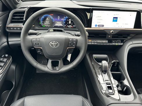 New 2026 Toyota Crown Signia Limited image 16