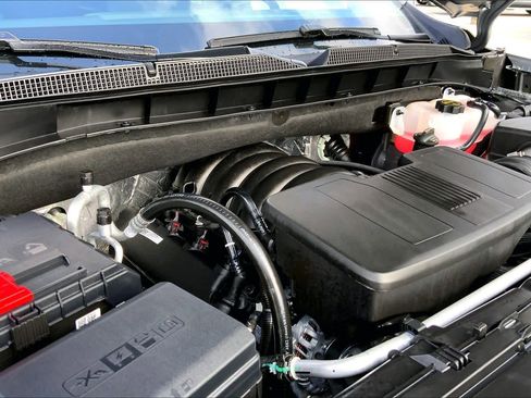 Certified 2026 Chevrolet Suburban LS image 55