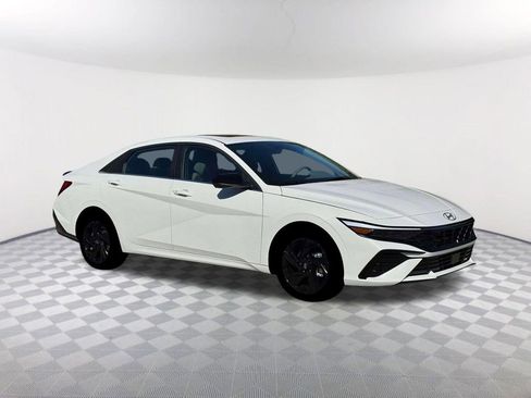New 2026 Hyundai Elantra SEL Sport Premium FWD image 10