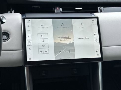 Used 2024 Land Rover Discovery Sport S image 22