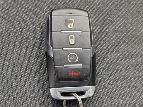 Used 2019 RAM 1500 Big Horn image 32