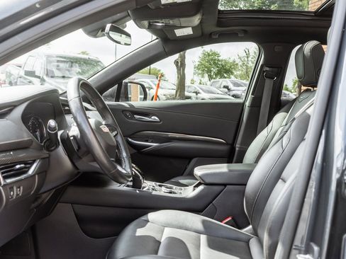 Used 2021 Cadillac XT4 Sport image 28