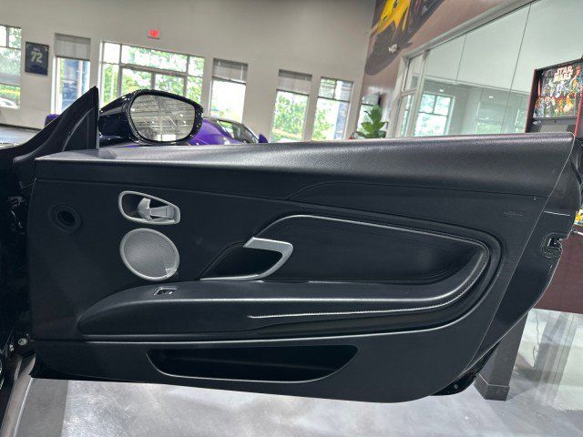 Used 2019 Aston Martin DB11 Volante RWD image 58