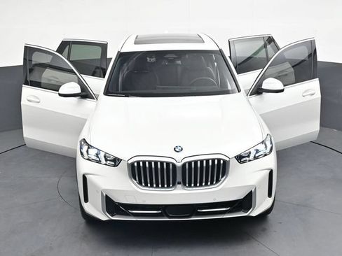 Certified 2026 BMW X5 xDrive40i w/ Premium Package AWD/4WD image 46