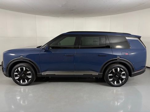 New 2027 Kia Telluride S image 5