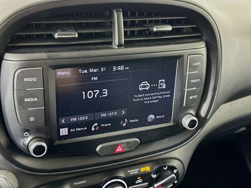 Used 2025 Kia Soul LX w/ LX Technology Package image 19