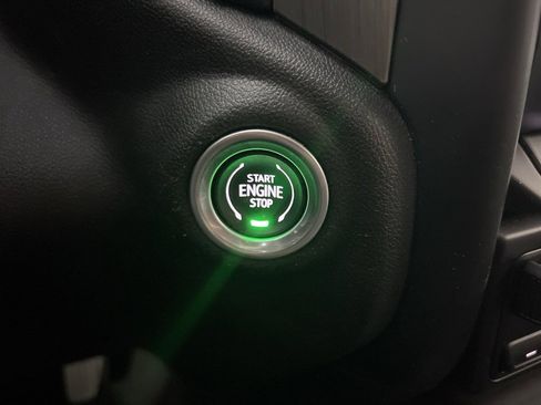 Used 2022 GMC Sierra 2500 Denali image 15