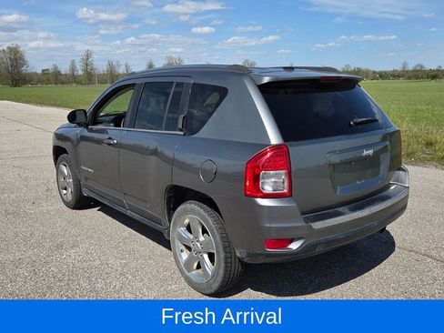 Used 2011 Jeep Compass Limited w/ Sun/Sound Group FWD image 5