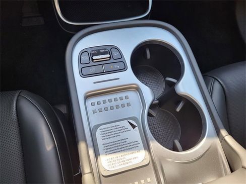 New 2026 Hyundai Ioniq 9 SEL image 22