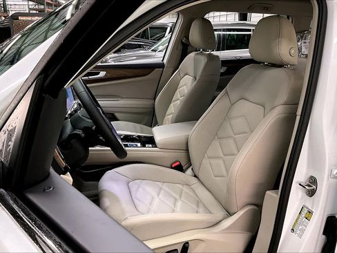 New 2026 Volkswagen Atlas SE image 11