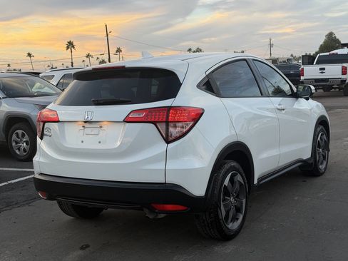 Used 2018 Honda HR-V EX image 10
