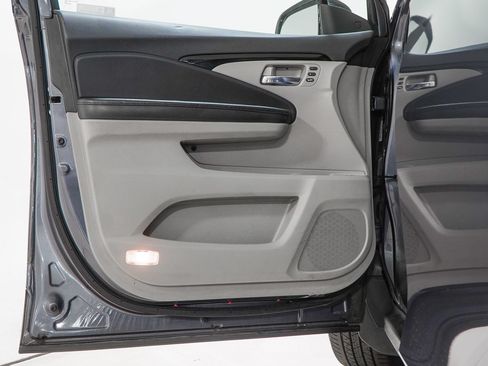 Used 2021 Honda Pilot Touring image 20