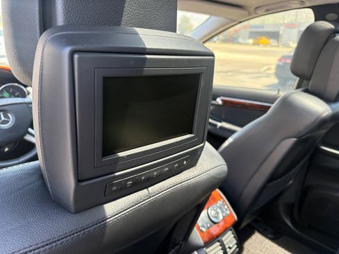 Used 2006 Mercedes-Benz R 500 4MATIC image 11