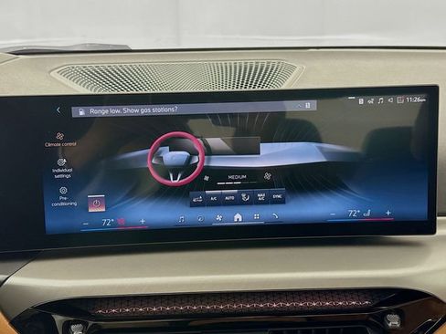 New 2026 BMW 330i xDrive Sedan w/ M Sport Package image 16