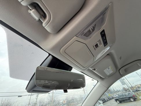 Used 2025 Toyota RAV4 LE image 23