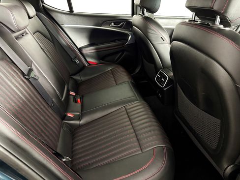 Used 2024 Genesis G70 2.5T w/ Sport Prestige Package image 36