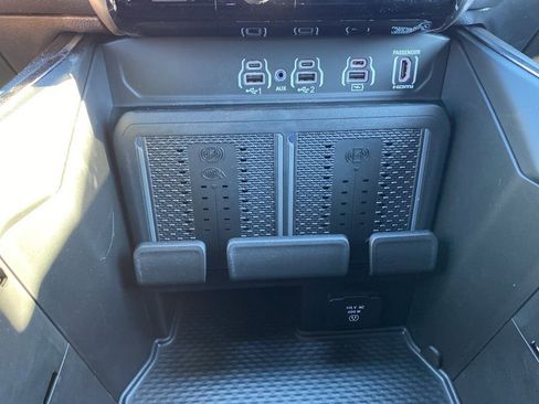 New 2026 RAM 1500 Laramie w/ Night Edition image 43