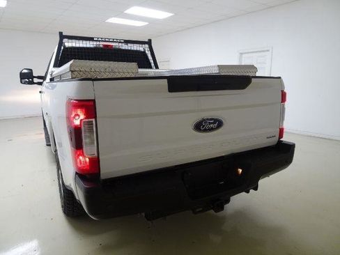Used 2019 Ford F250 XL w/ Power Equipment Group RWD image 10