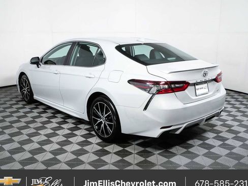 Used 2024 Toyota Camry SE FWD image 26