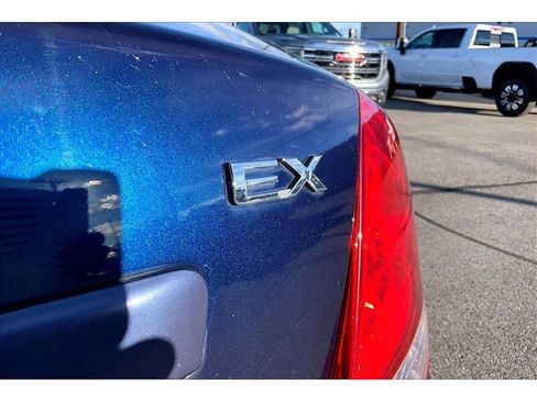 Used 2009 Kia Spectra EX image 19