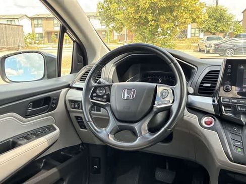 Used 2018 Honda Odyssey EX-L image 25