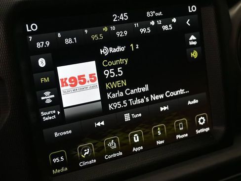 Used 2021 Jeep Wrangler Unlimited Sport image 32