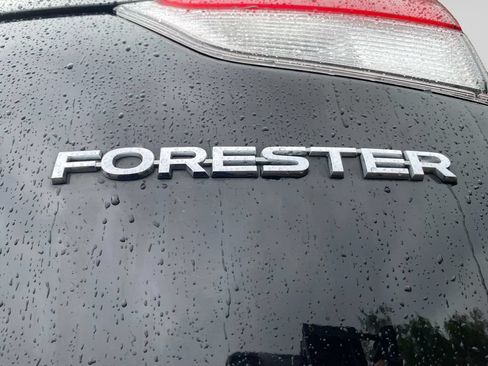 Used 2021 Subaru Forester Premium AWD/4WD image 18