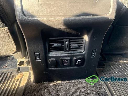 Used 2021 Nissan Titan PRO-4X w/ Pro-4x Convenience Package AWD/4WD image 11