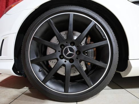 Used 2015 Mercedes-Benz SLK 250 image 8