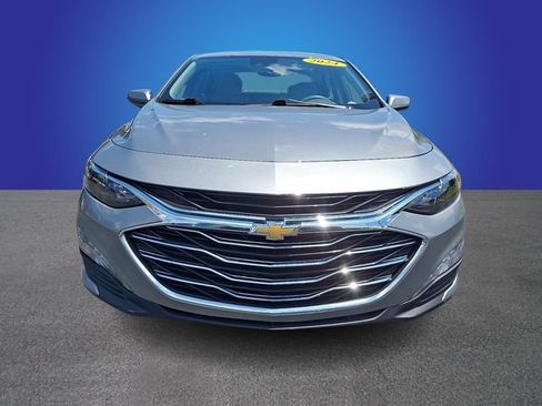 Used 2024 Chevrolet Malibu LT FWD image 2