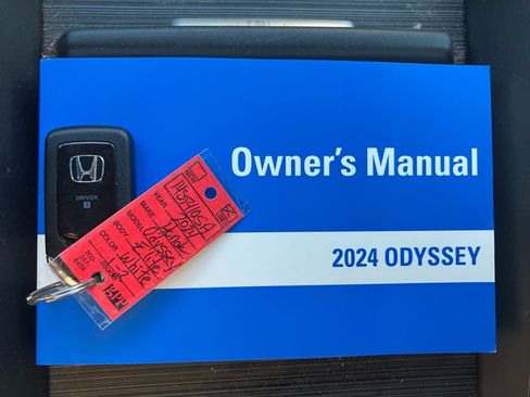 Certified 2024 Honda Odyssey Elite image 38