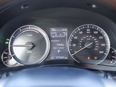 Used 2016 Lexus ES 300h w/ Ultra Luxury Package FWD image 22