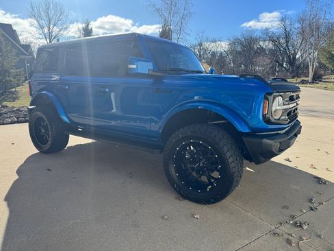 Used 2023 Ford Bronco Outer Banks image 8
