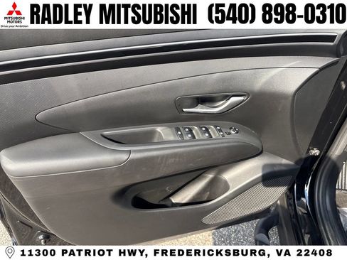 Used 2023 Hyundai Santa Cruz Night AWD/4WD image 5
