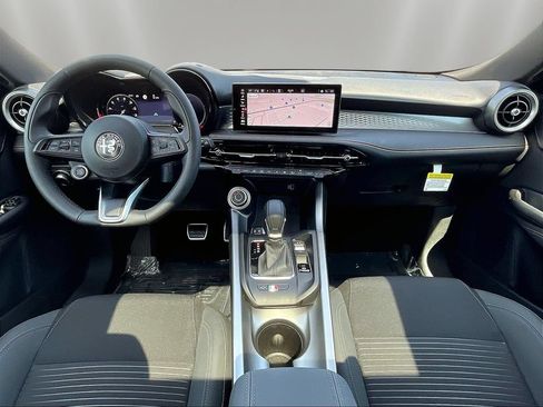 New 2025 Alfa Romeo Tonale AWD/4WD image 5