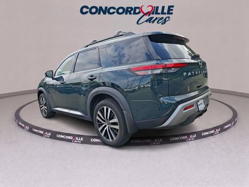 Certified 2023 Nissan Pathfinder Platinum AWD/4WD image 5