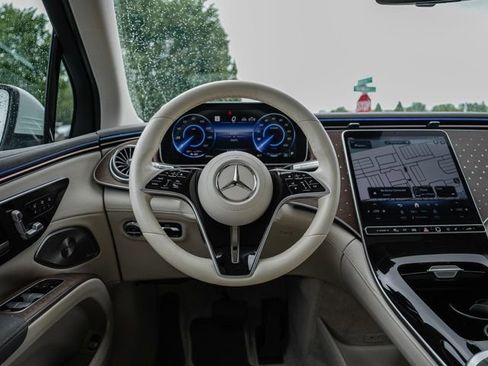 Certified 2023 Mercedes-Benz EQS 450+ SUV image 17