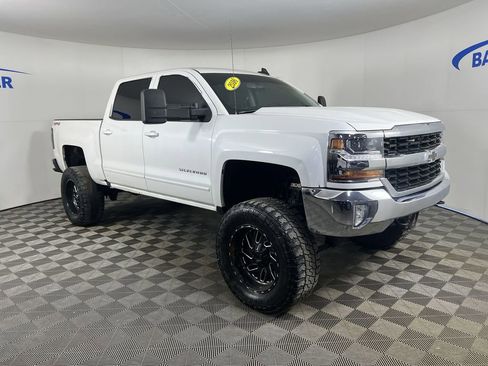 Used 2016 Chevrolet Silverado 1500 LT image 2