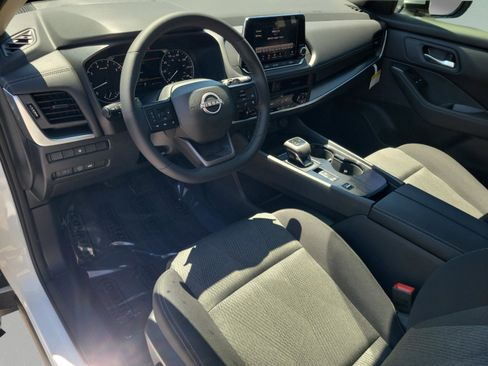 New 2026 Nissan Rogue SV FWD image 25