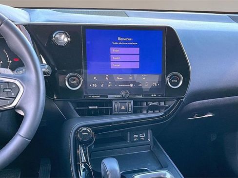 Used 2022 Lexus NX 250 AWD image 9