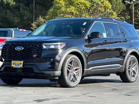 New 2026 Ford Explorer ST w/ Sun And Sound Package image 15