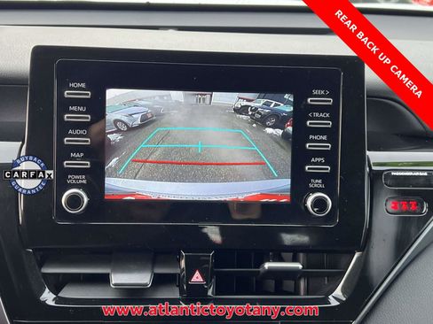 Used 2023 Toyota Camry SE image 9