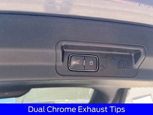 Used 2023 Ford Explorer XLT w/ Equipment Group 202A AWD/4WD image 22