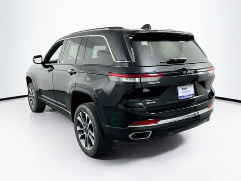 Used 2023 Jeep Grand Cherokee Overland AWD/4WD image 7
