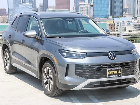 New 2025 Volkswagen Tiguan S image 3