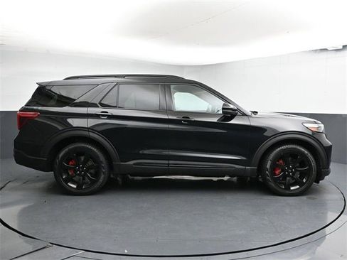 Used 2020 Ford Explorer ST w/ ST Street Pack image 15