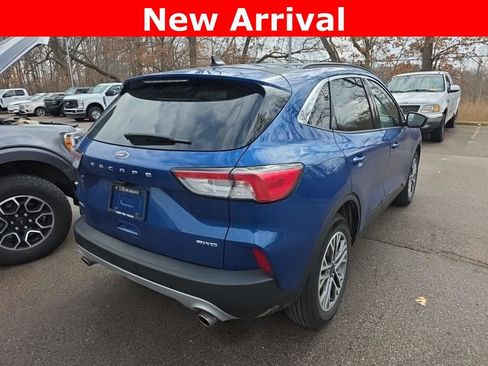 Used 2022 Ford Escape SEL image 4