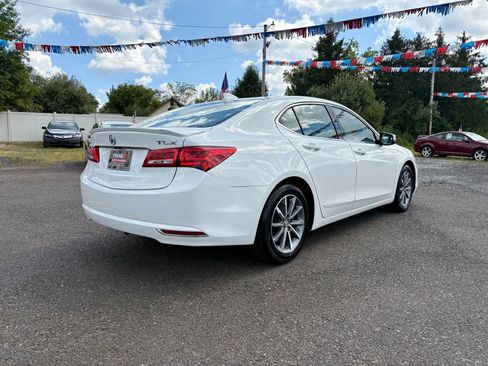 Used 2018 Acura TLX image 5