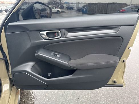 Used 2025 Honda Civic Sport image 34